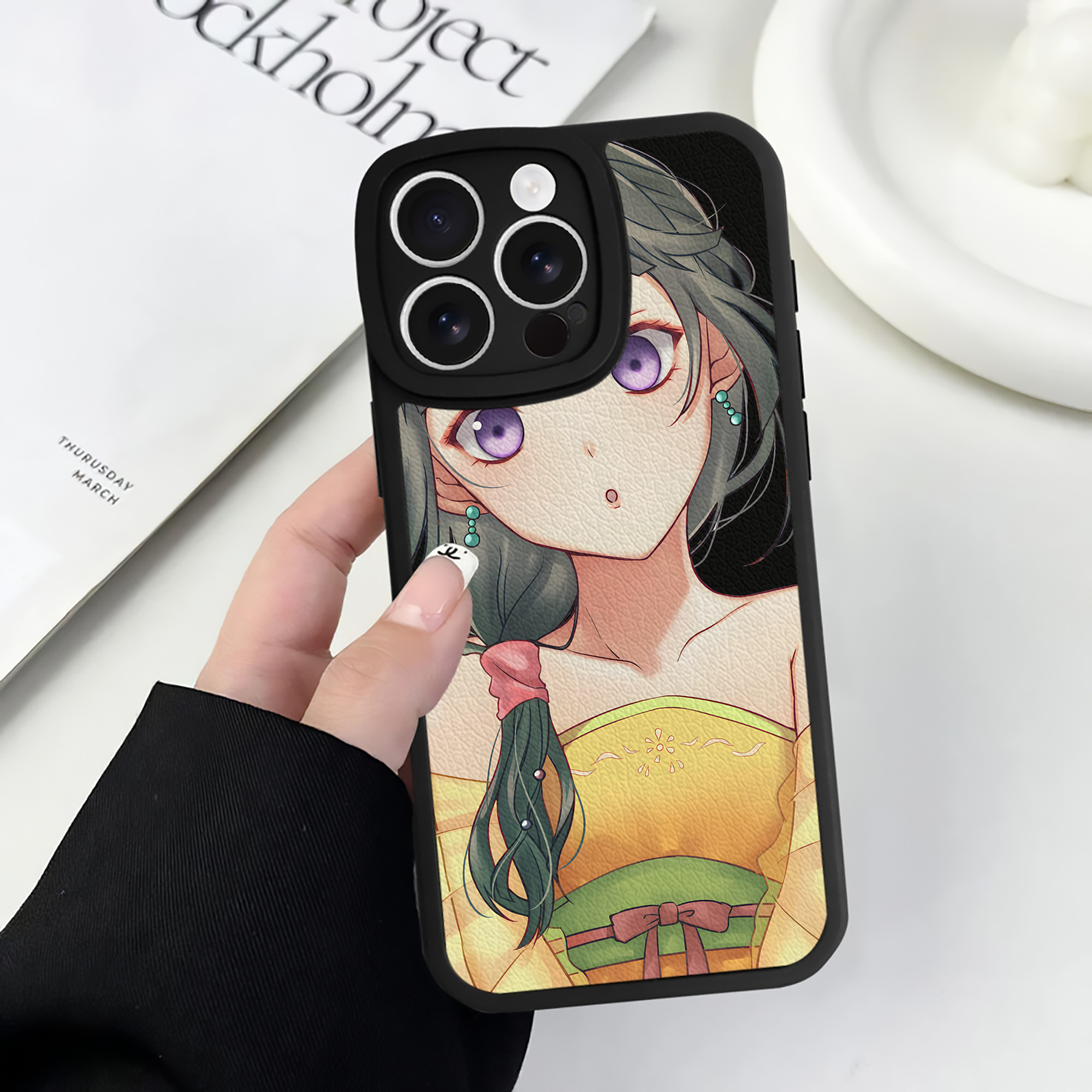 （画像用） 薬屋のひとりごと The Apothecary Diaries 【iPhone 16シリーズ対応】シリコンスマホケース（レザー調） 材質：シリコン